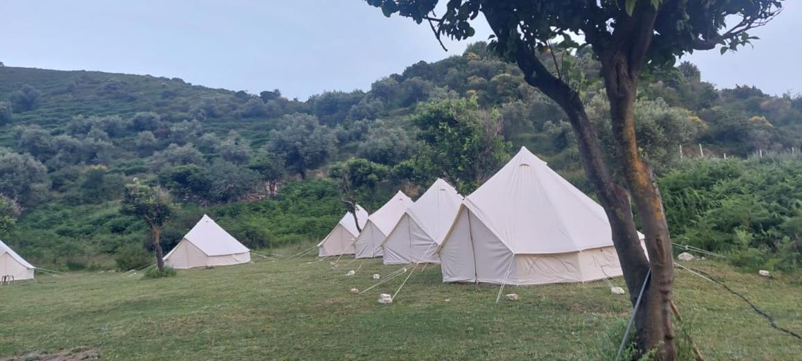 Riverside Bunec Camping Hotell Piqeras Eksteriør bilde